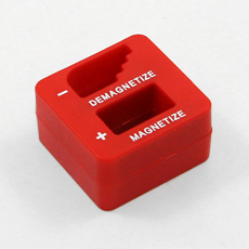Magnétise ou Démagnétise des tournevis - des pinces Dimensions: 50 x 50 x 30mm